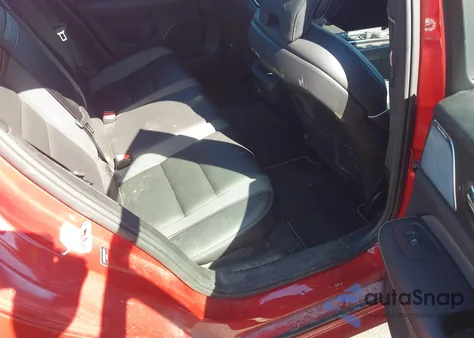 2019 Volvo S60 T6 R-Design из США, поврежденный, VIN 7JRA22TM3KG002314